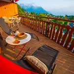 Mountain View Balcony Et Comfort *