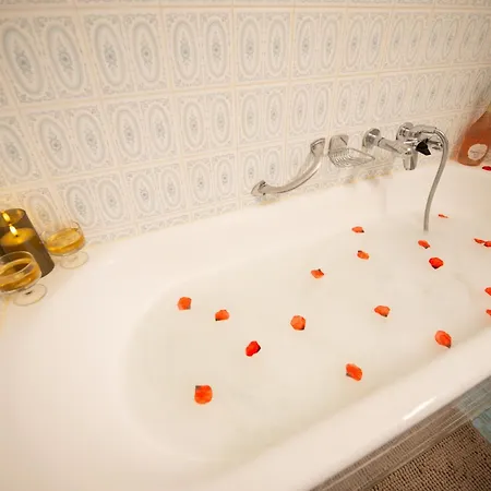 Mountain View Balcony Et Comfort *