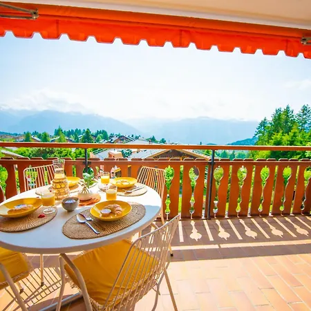 Mountain View Balcony Et Comfort