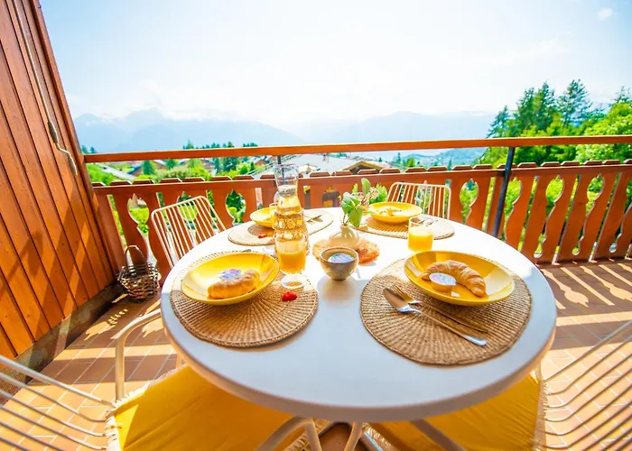 Mountain View Balcony Et Comfort Apartment *